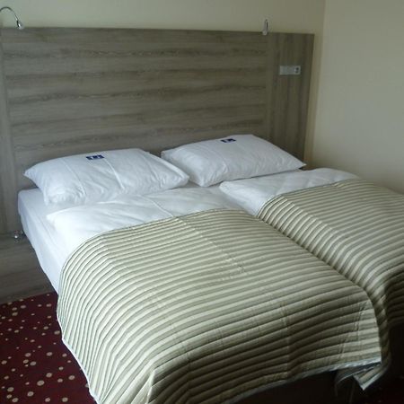 Ea Hotel Kraskov Stary Dvur Exterior foto
