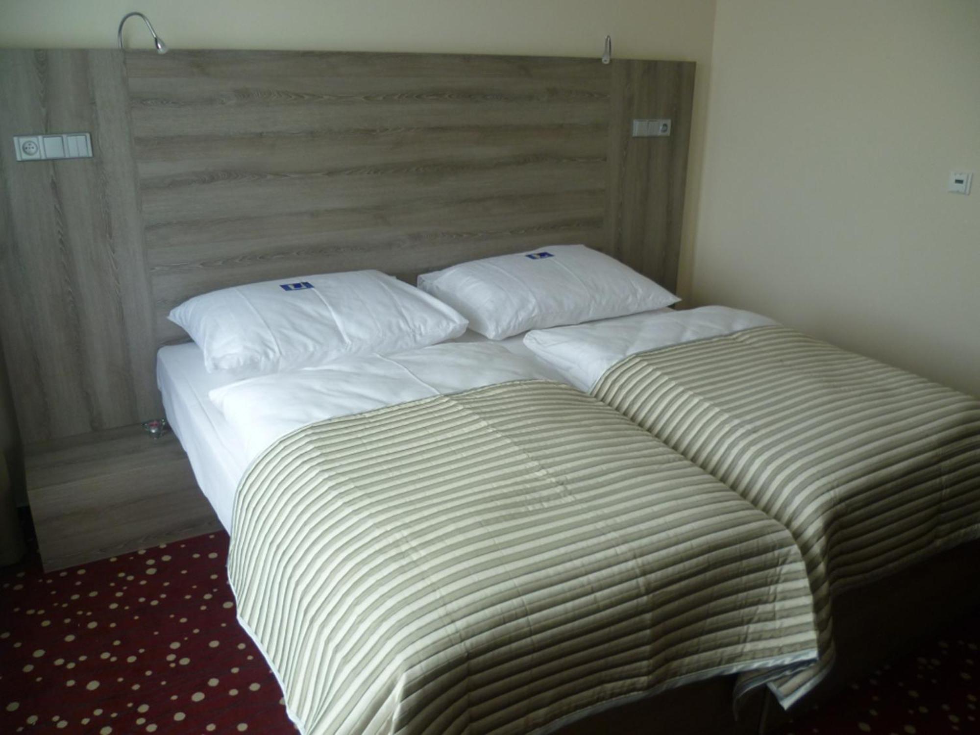 Ea Hotel Kraskov Stary Dvur Exterior foto