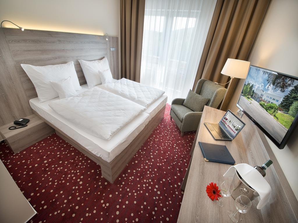 Ea Hotel Kraskov Stary Dvur Zimmer foto