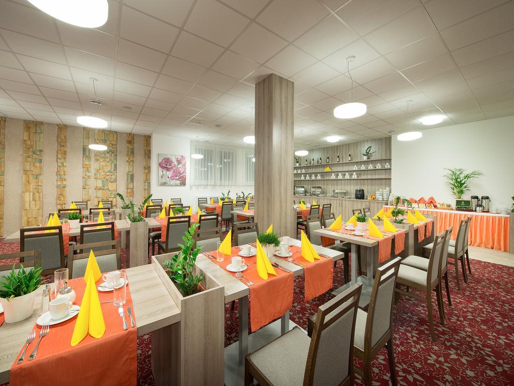 Ea Hotel Kraskov Stary Dvur Exterior foto